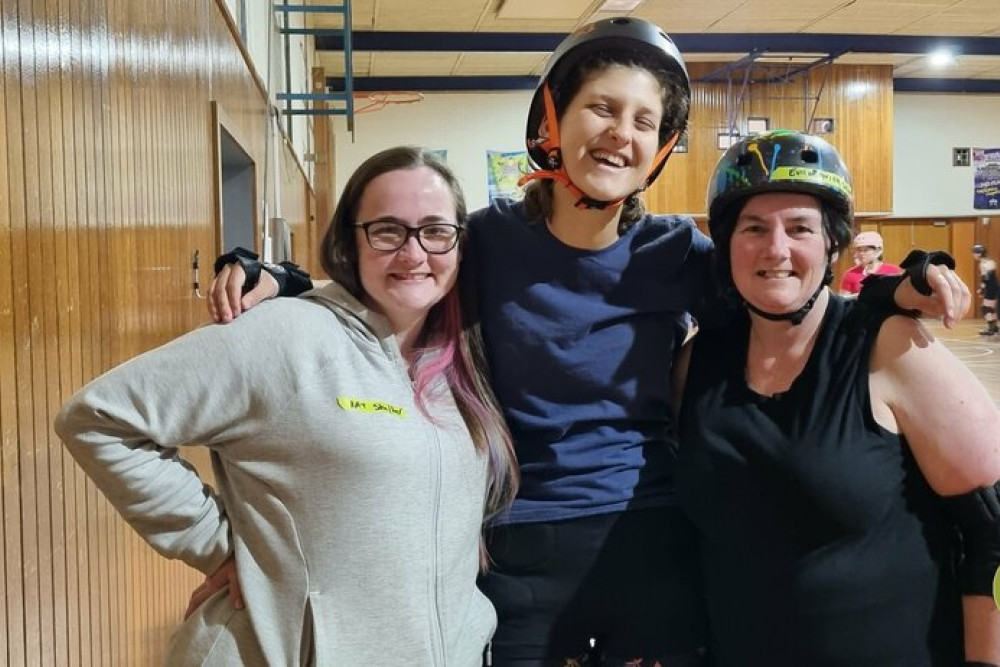 Roller derby trio shine - feature photo