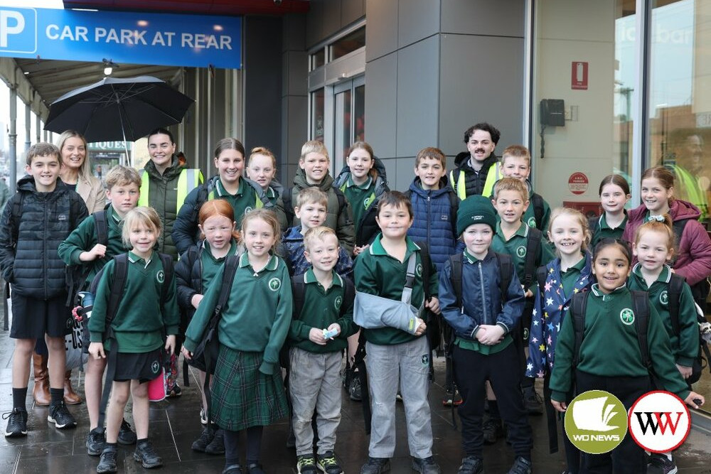 A large group of St Patrick’s students met at Daly’s IGA Koroit and braved the cold weather to walk to school.