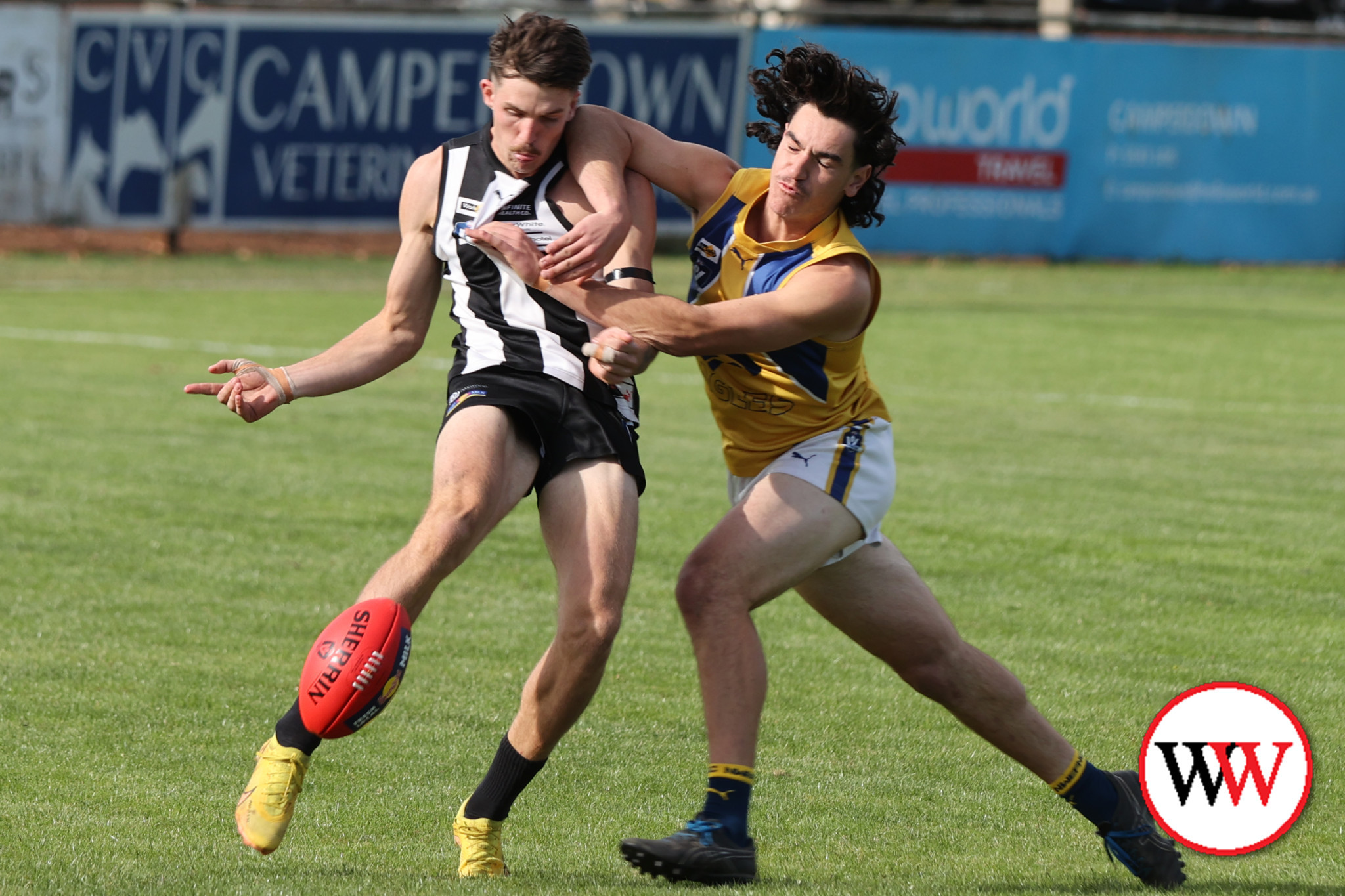 Eagles eye off top spot - feature photo