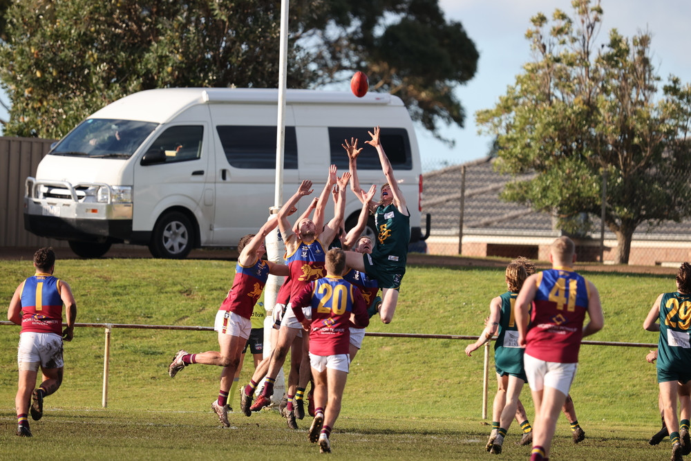 Around the Grounds: South Rovers v Old Collegians - feature photo