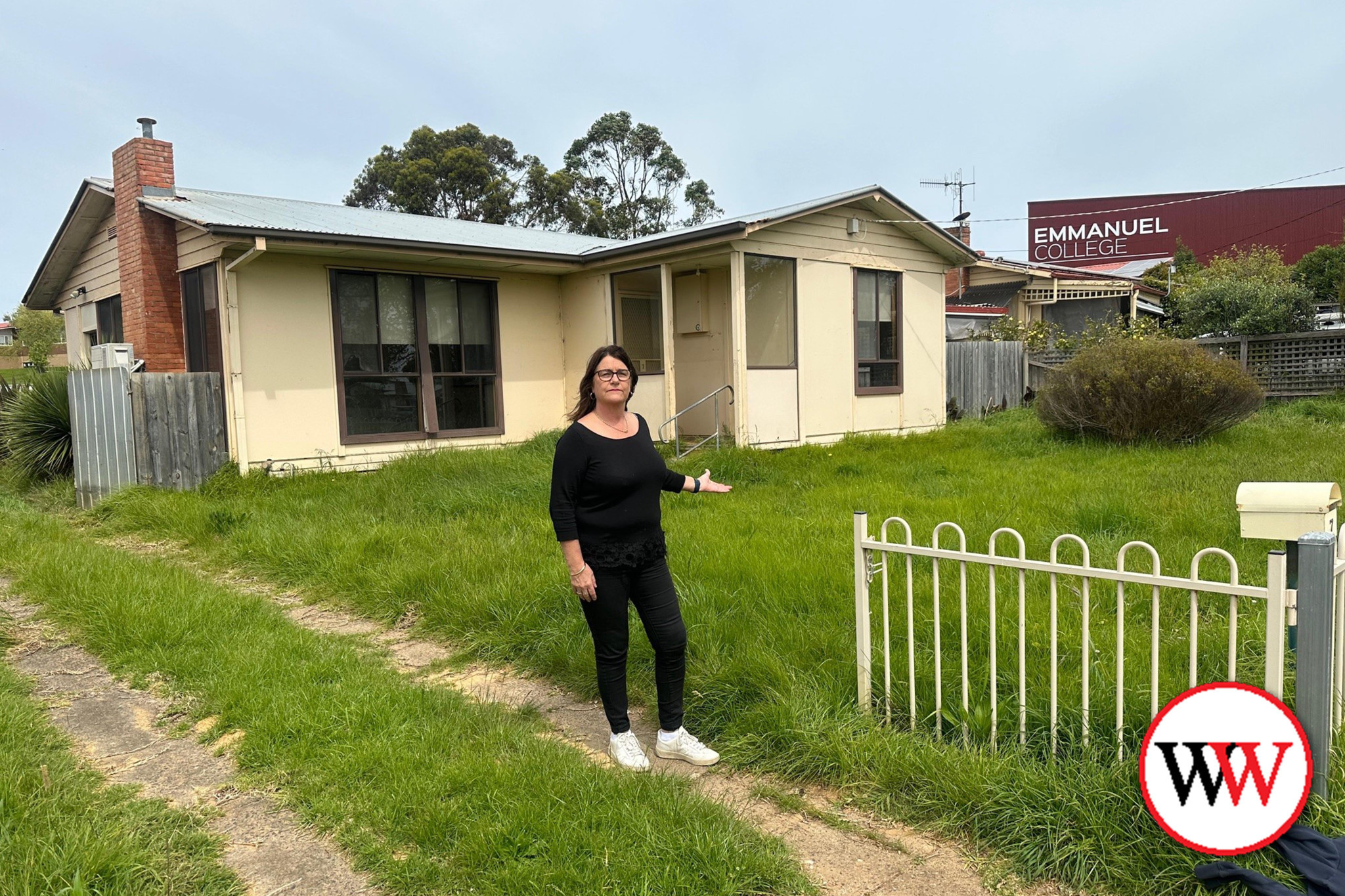 Member for South West Coast Roma Britnell at one of the homes currently sitting vacant in Warrnambool.