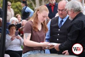 Families of nine district soldiers who had been captured as prisoners of war received information on their loved ones, in addition to a tag to memorialise them on the chain of honour.