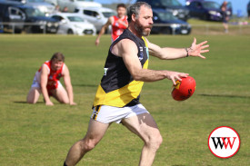 reserves-footy-merrivale-4.jpg