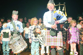 Hamish and Janelle McColl entertain the audience.