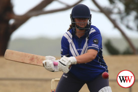 womens-cricket-dennington-v-russells-creek-8.jpg