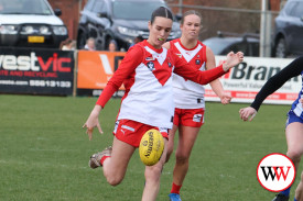 womens-footy—-south-warrnambool-v-hamilton-15.jpg