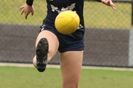 womens-footy—-warrnambool-v-hamilton-7.jpg