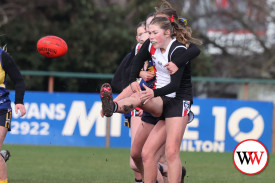 womens-footy-u15—-koroit-v-north-warrnambool-6.jpg