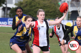 womens-footy-u15—-koroit-v-north-warrnambool-7.jpg