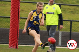 womens-u18-footy—-north-warrnambool-v-someone-4.jpg