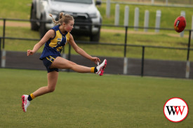 womens-u18-footy—-north-warrnambool-v-someone-7.jpg
